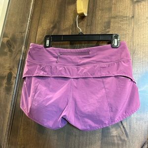 Lululemon speed up short low rise 2.5”